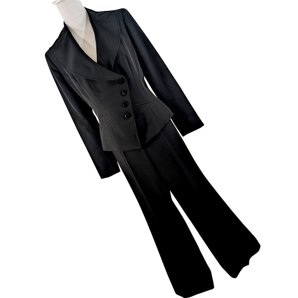 NINE WEST! RICH BLACK ROUND NECK/LAPELS, 2PC PANTS, JACKET/BLAZER SUIT SET! 8